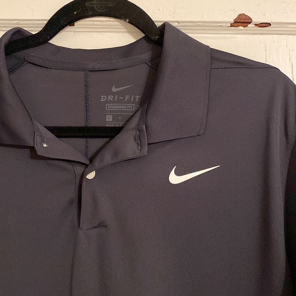 Nike Golf Shirt - Picture 2 of 2